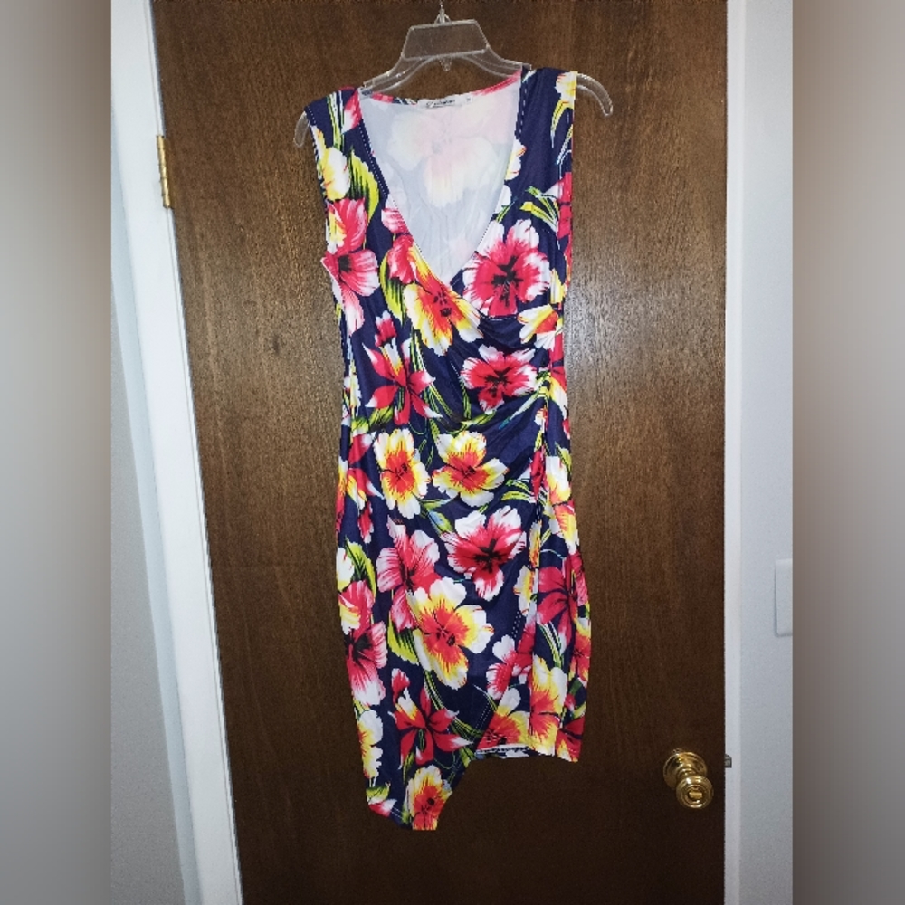 Faux wrap around dress M